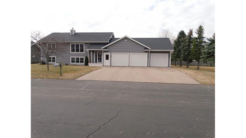 616 Skyview Avenue Cameron, WI 54822 by Team Realty $415,000