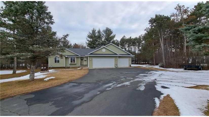 3855 96th Street Chippewa Falls, WI 54729 by Adventure North Realty Llc $429,900