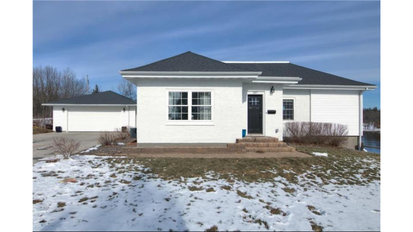 207 West Pederson Avenue Ladysmith, WI 54848 by Cb Northern Escape/Ladysmith $369,000