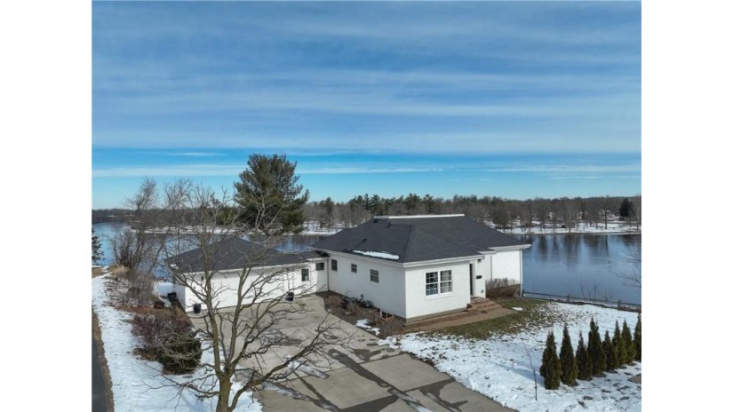 207 West Pederson Avenue Ladysmith, WI 54848 by Cb Northern Escape/Ladysmith $369,000