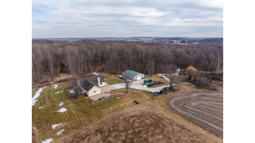 N2450 Oakdale Road Fall Creek, WI 54742 by Edina Realty, Inc. - Chippewa Valley $850,000