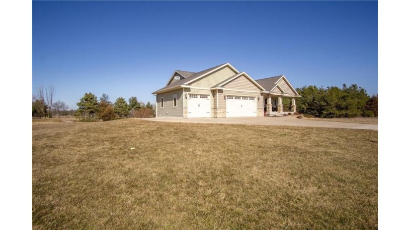 4052 East Cedar Road Eleva, WI 54738 by Chippewa Valley Real Estate, Llc $660,000