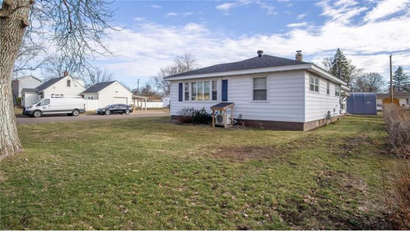 700 Wilson Street Chippewa Falls, WI 54729 by C21 Affiliated $224,900