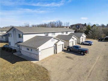 3207 Hidden Place, Eau Claire, WI 54701