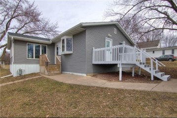 306 Hiawatha Drive, Wabasha, MN 55981