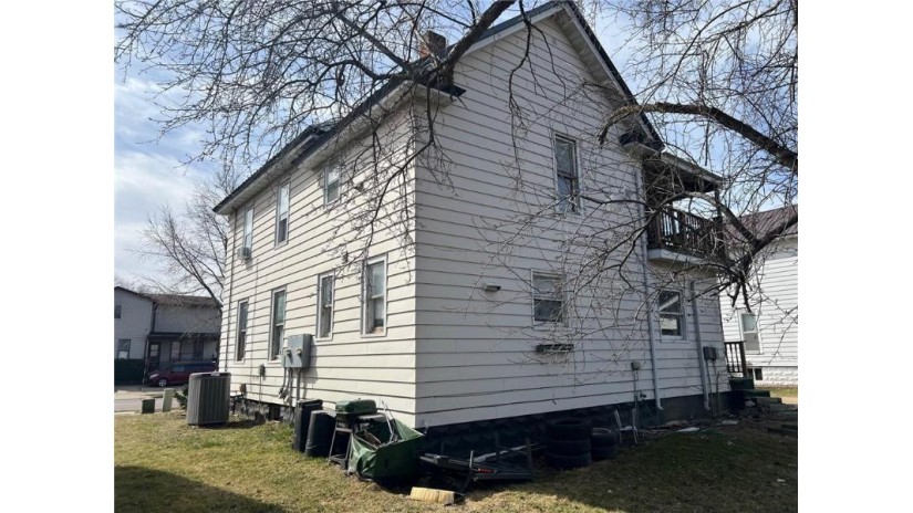 532 East Main Street Arcadia, WI 54612 by Hansen Real Estate Group $155,000