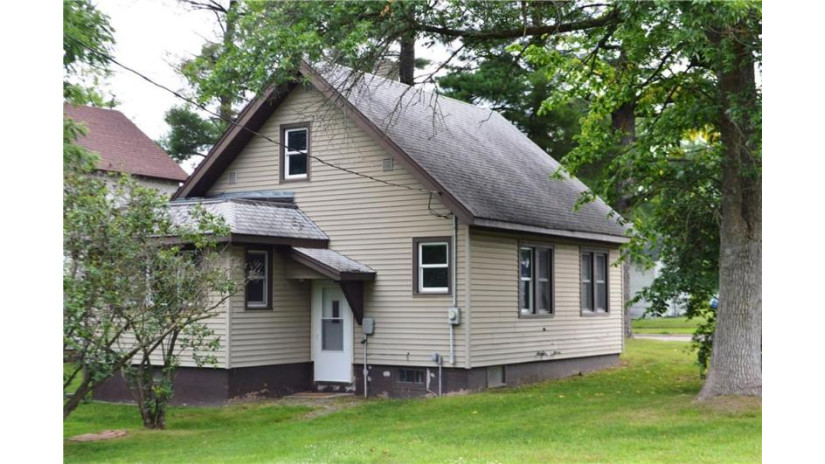 502 West Main Street Cameron, WI 54822 by Team Realty $202,500