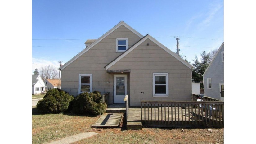 309 East Milwaukee Street Tomah, WI 54660 by C21 Affiliated/Hudson $49,900