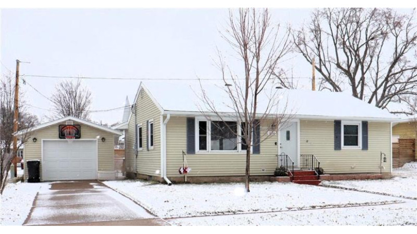 13106 Thomas Street Osseo, WI 54758 by Hansen Real Estate Group $198,000