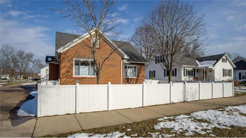 501 South Main Street Chippewa Falls, WI 54729 by C21 Affiliated $299,900