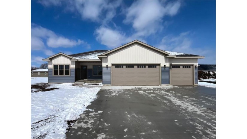 14026 42nd Avenue Chippewa Falls, WI 54729 by Cb Brenizer/Eau Claire $484,900