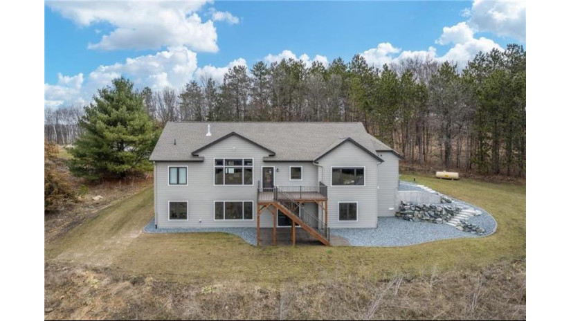 1767 Elderberry Lane Eau Claire, WI 54701 by Hometown Realty Group $789,900