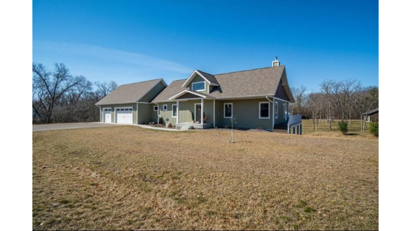 10593 South 23rd Avenue Eau Claire, WI 54703 by Woods & Water Realty Inc/Regional Office $499,900