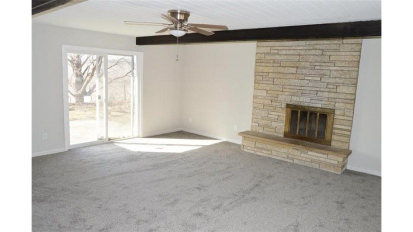 W324 Lipinski Lane Fountain City, WI 54629 by C21 Affiliated/Hudson $345,000