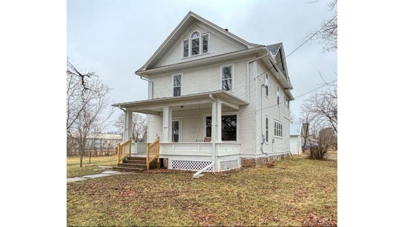 227 East Street New Auburn, WI 54757 by Real Estate Solutions $216,000