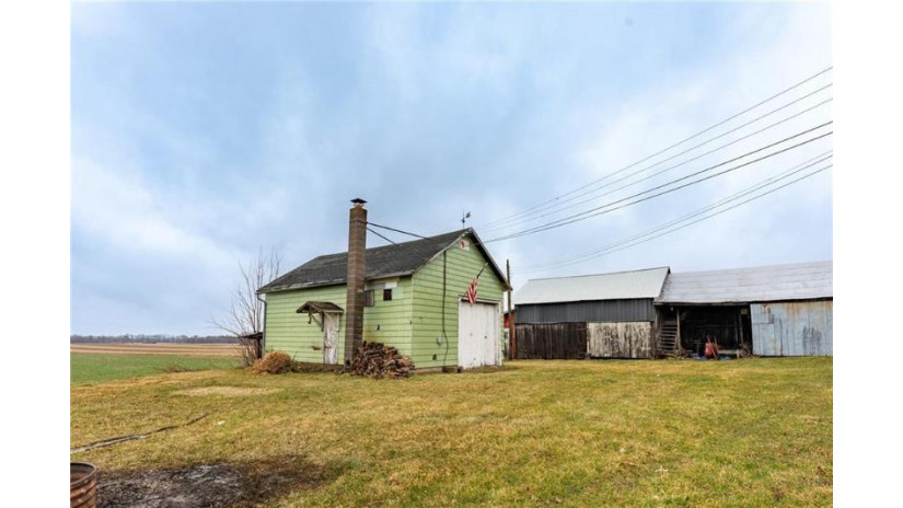 11151 County Highway Chippewa Falls, WI 54729 by Cb Brenizer/Chippewa $365,000