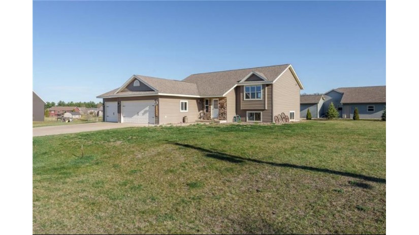 11694 45th Avenue Chippewa Falls, WI 54729 by Hometown Realty Group $284,900