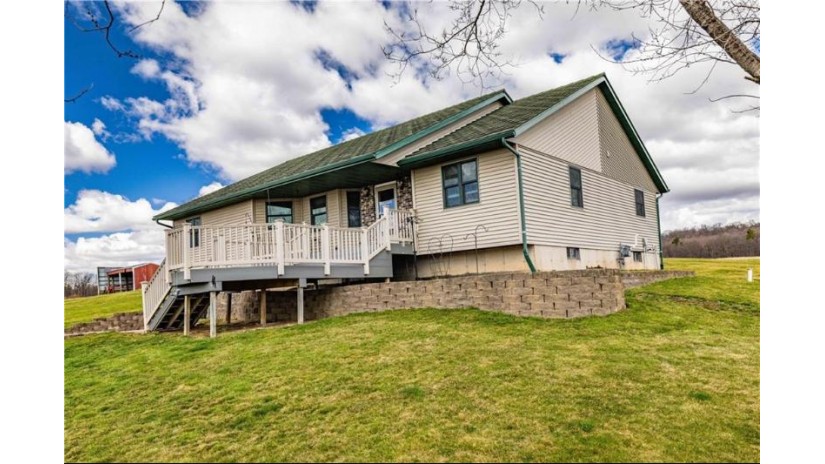 506 16th Street Hillsdale, WI 54733 by Coulee Land Company $439,000