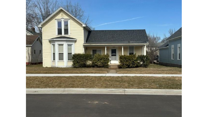 1329 State Street Eau Claire, WI 54701 by Donnellan Real Estate $4,785,000