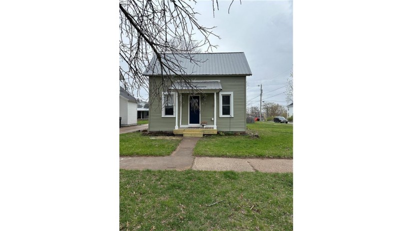 2407 4th Street Eau Claire, WI 54703 by Property Shoppe Realty Llc $187,999