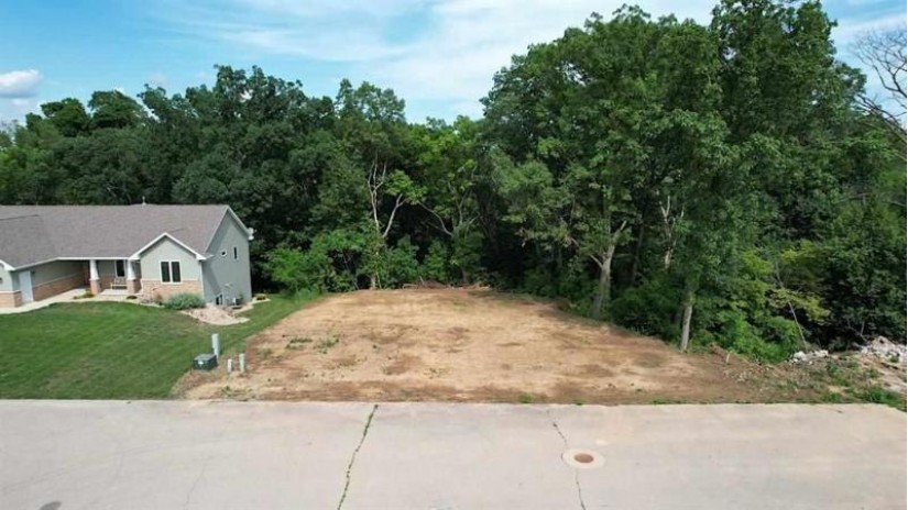 LOT 8 Hanley Way East Dubuque, IL 61025 by Ruhl & Ruhl Realtors $49,900