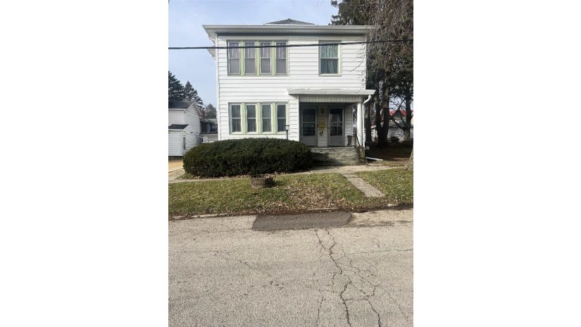 510 - 512 N Brick Avenue Freeport, IL 61032 by Choice Realty Of Freeport Llc $64,900