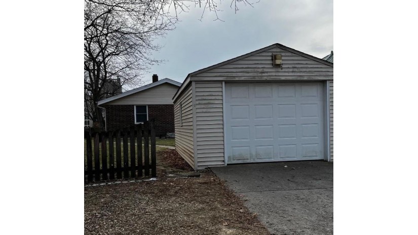 2018 E State Street Rockford, IL 61107 by Homeowners Concept $114,500