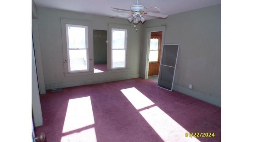 102 N Foley Avenue Freeport, IL 61032 by Re/Max Property Source $62,000