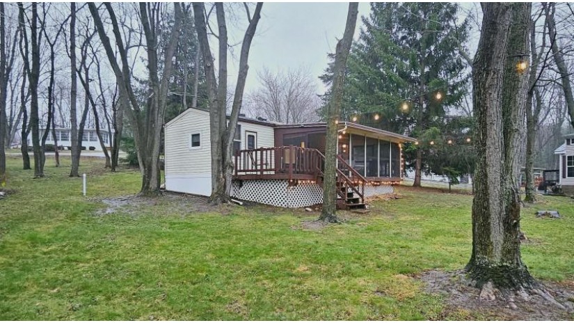 543 Glendale Drive Edgerton, WI 53534 by Gambino Realtors $129,900