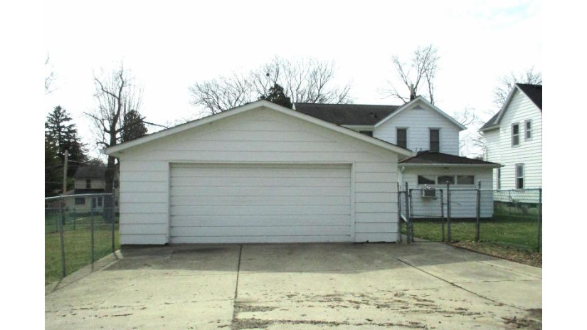 544 E Center Street Freeport, IL 61032 by Choice Realty Of Freeport Llc $81,900