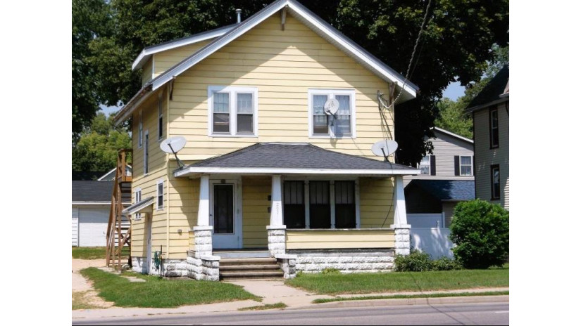 207 W Everett Street Dixon, IL 61021 by Heartland Realty Ii, Llc $145,900