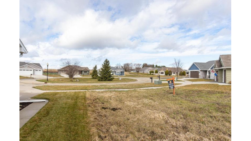 Hemlock Court Lot 11 Oshkosh, WI 54904 by First Weber, Realtors, Oshkosh - CELL: 920-203-3047 $54,900