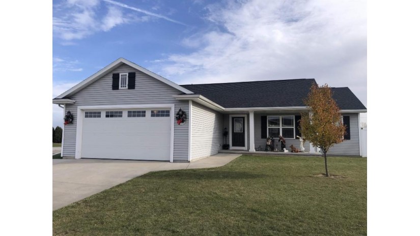 4400 Coriander Court Kaukauna, WI 54130 by Coldwell Banker Real Estate Group $279,800