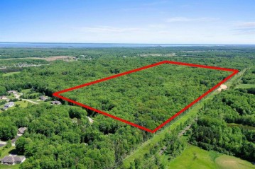 Winding Brook Trail, Little Suamico, WI 54141