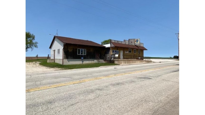 E2578 County Rd S Lincoln, WI 54205-9626 by Micoley.com LLC - wadem@micoley.com $199,900