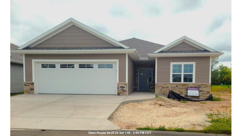 403 Toms Way Luxemburg, WI 54217 by Berkshire Hathaway Hs Bay Area Realty $376,900