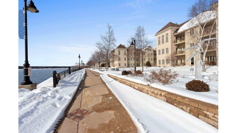 107 N 1st Avenue 200/202/204 Sturgeon Bay, WI 54235 by Move Up Trei, Llc $319,900