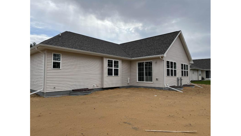 2073 Abbey Road New London, WI 54961 by Foxcityhomes.com, Llc $299,900