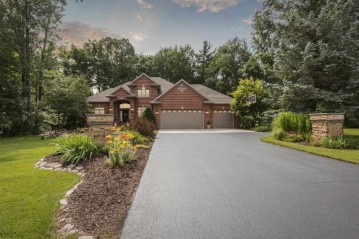 4265 Rose Haven Court, Suamico, WI 54313