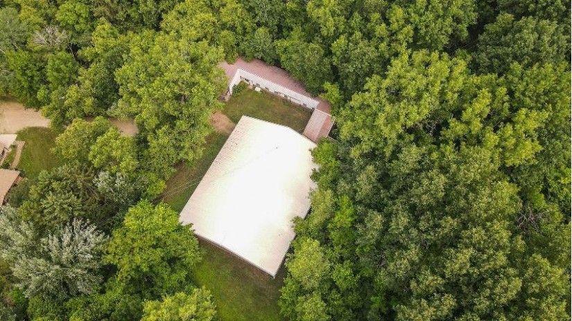 5472 Sportsman Drive Rockland, WI 54115 by Keller Williams Green Bay - PREF: 312-399-5659 $1,950,000