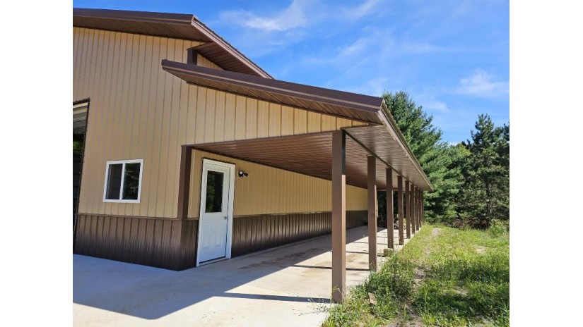 E928 S River Road Harrison, WI 54945 by Faye Wilson Realty LLC - Office: 920-407-0003 $560,000