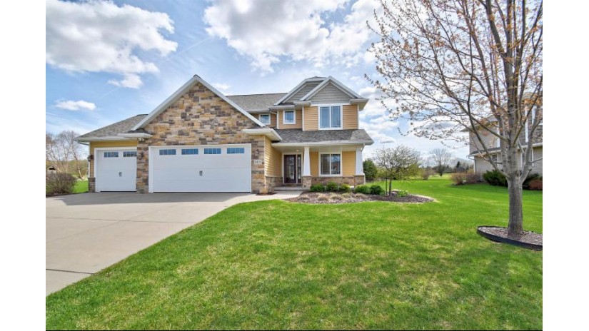 1418 Angels Path Ledgeview, WI 54115 by Ben Bartolazzi Real Estate, Inc - Office: 920-770-4015 $799,900