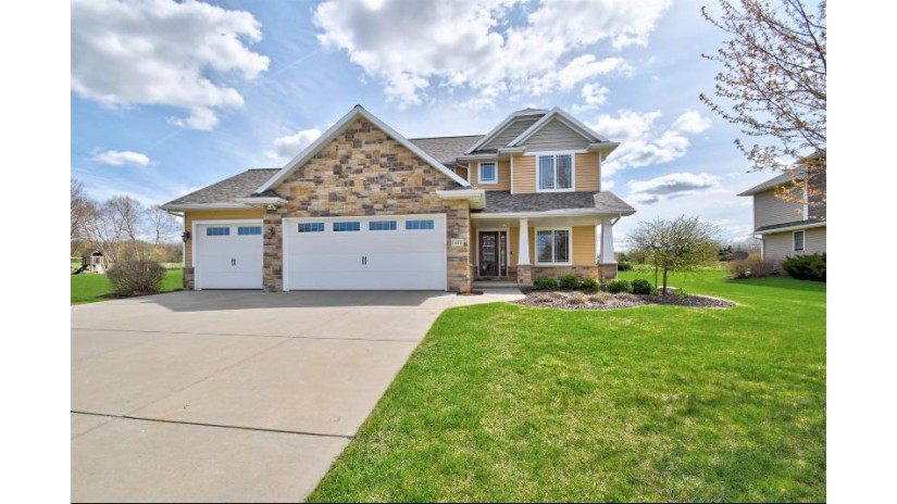 1418 Angels Path Ledgeview, WI 54115 by Ben Bartolazzi Real Estate, Inc - Office: 920-770-4015 $799,900