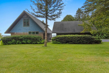 514 Lakeview Drive, Algoma, WI 54201