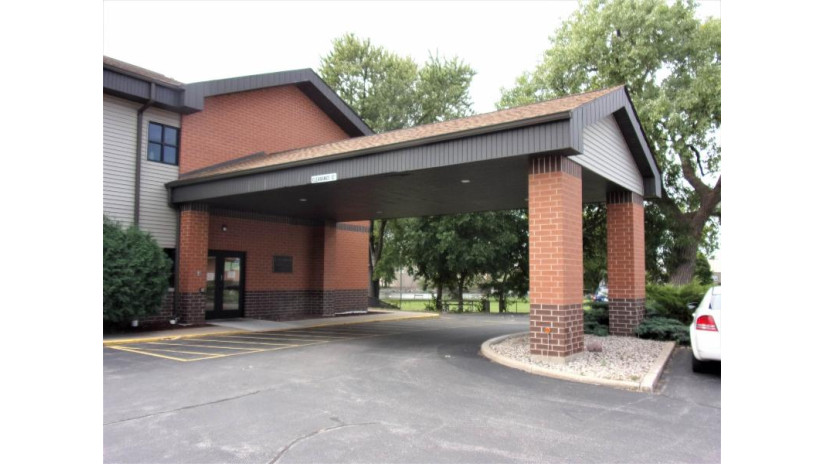 181 E North Water Street Neenah, WI 54956 by First Weber, Inc. $0