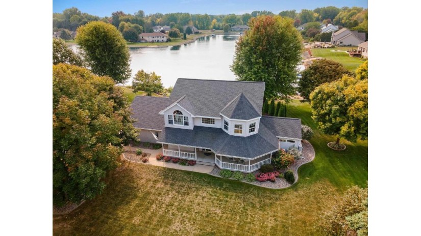 1543 Field Court Suamico, WI 54173 by Symes Realty, Llc $722,000