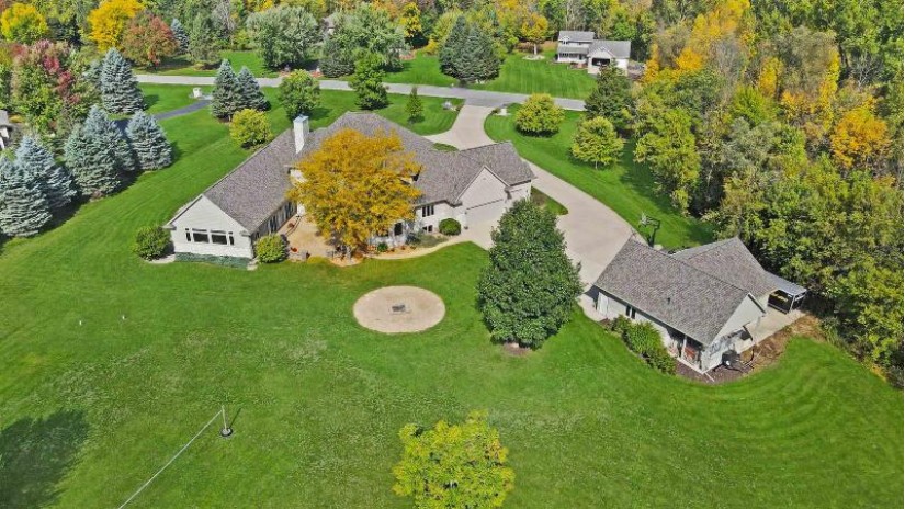W8669 Hillview Road Hortonia, WI 54944 by Coldwell Banker Real Estate Group $1,199,900