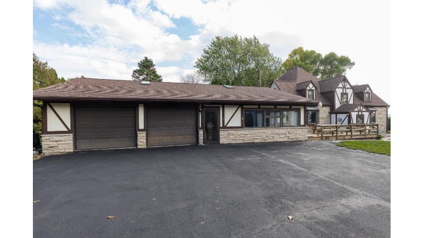 5413 Nickels Drive Oshkosh, WI 54904 by Expert Real Estate Partners, Llc - OFF-D: 920-765-3662 $1,490,000