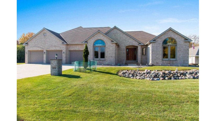 1348 Mourning Dove Court Lawrence, WI 54115 by Shorewest Realtors $649,900