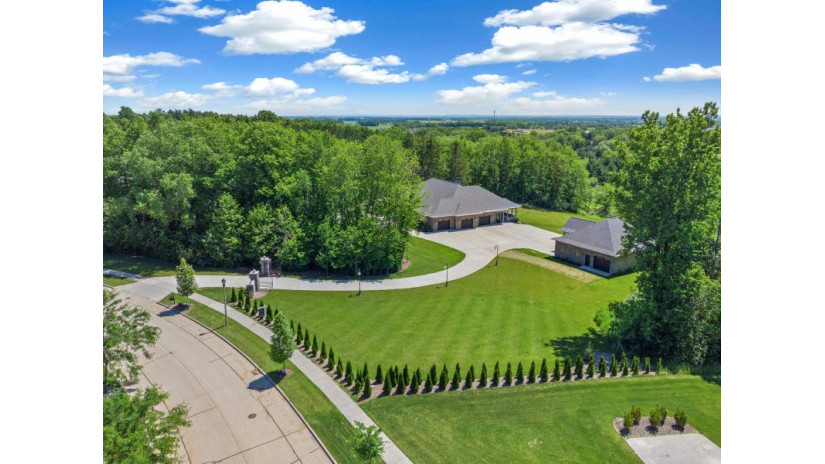 6800 N Purdy Parkway Appleton, WI 54913 by Coldwell Banker Real Estate Group $2,195,000